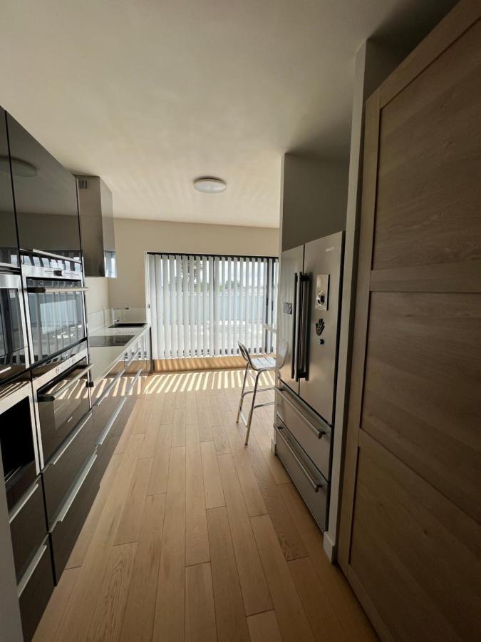 A La Nuitee, Grand Studio Design Le Vinci Arradon Bagian luar foto